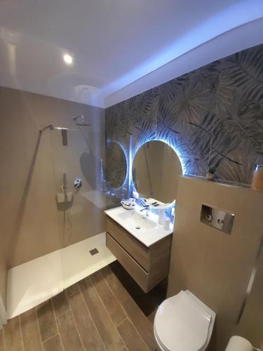 Ένα μπάνιο στο L'Oasi di Venere Bed and Breakfast