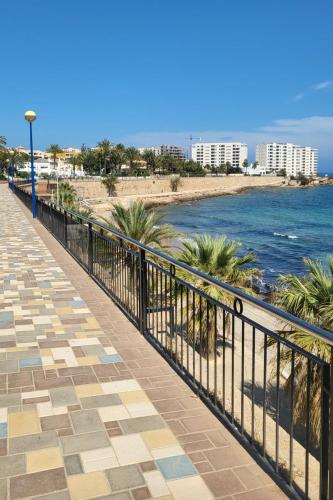 Apartamento Manolo,Punta Prima,400m from the sea & swimming pool