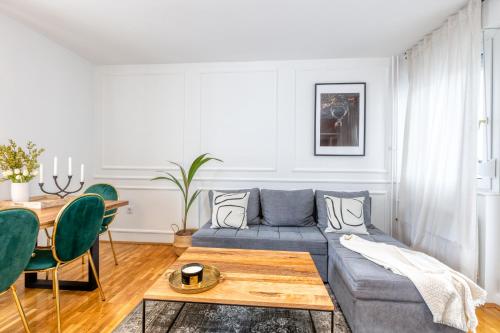 Mountain View Apartment Lika****