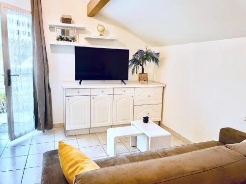 Gallery image of Appartement L'Annexe City - 3 étoiles in Thonon-les-Bains