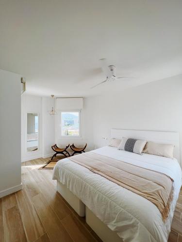 Modern new apartment, Perfect for golf and digital nomads , sea view and parking photo 13