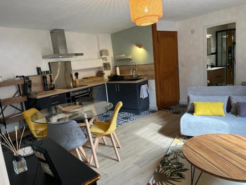 La Maison du bonheur GÎTE LE COQUET