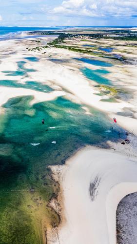 an aerial view of the shoreline of a beach at Tatajuba Hostel Casa Pascual in Tatajuba