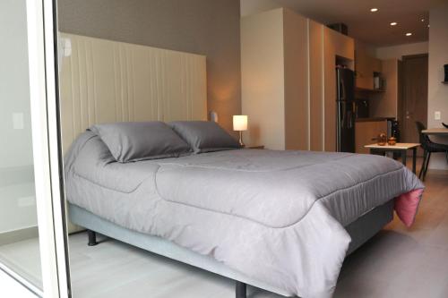 Katil atau katil-katil dalam bilik di Silver Studio Pool Comfy Garage CheckinEC