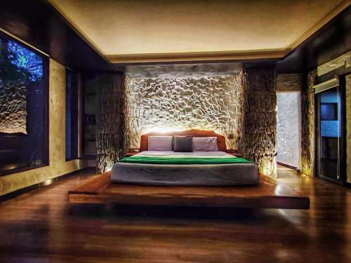 Gallery image of CantalaRana Lodge in Mindo