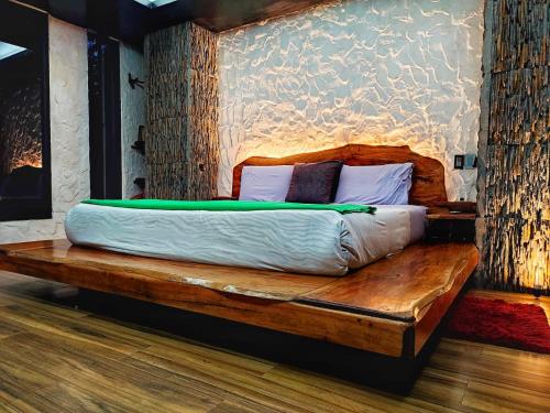 Gallery image of CantalaRana Lodge in Mindo