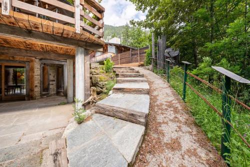 Chalet Ananda avec Sauna, Baignoire Balnéo et Terrasse