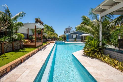 an image of a swimming pool in a house at Blue Lagoon Jervis Bay in Vincentia