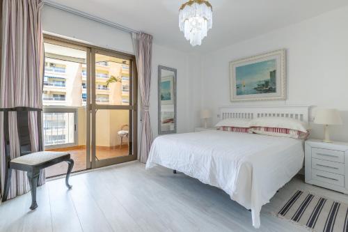 Posteľ alebo postele v izbe v ubytovaní Two bedroom apartment beside marina