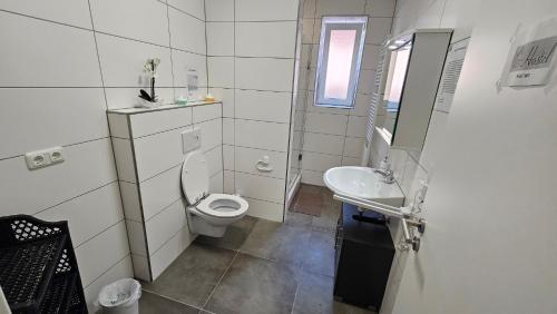 Un baño de my Hostel Füssen