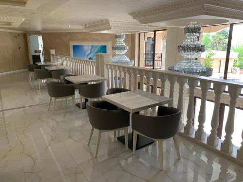 Foto Valencia Gardens Deluxe Apartments 2