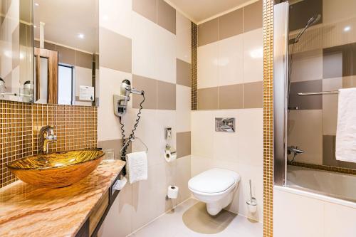Un baño de Hotel Savannah
