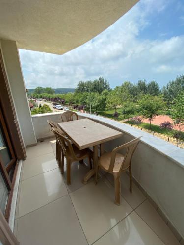 Μπαλκόνι ή βεράντα στο Lapina Suite & Restaurant