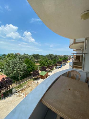 Μπαλκόνι ή βεράντα στο Lapina Suite & Restaurant
