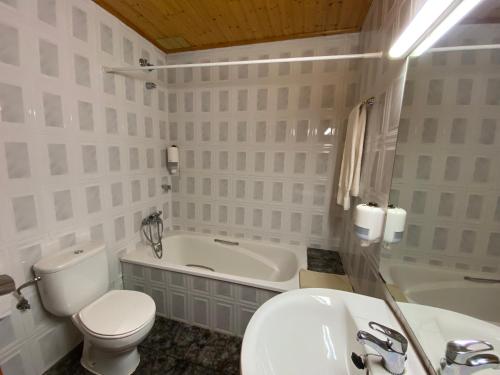 Koupelna v ubytování Hotel Rural Cal Amadeu