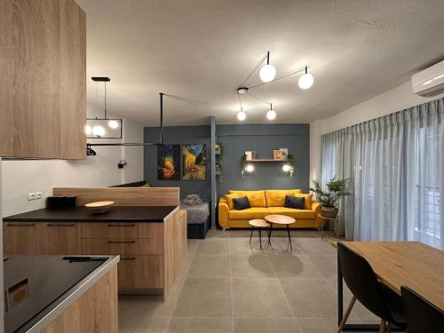 The YellowBlue Apartment, Downtown Thessaloniki