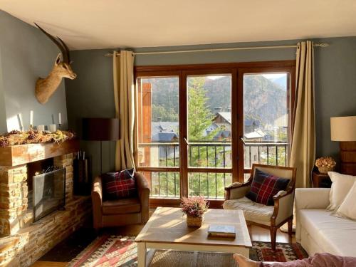 Elegante apartamento en Escarrilla con vistas al valle