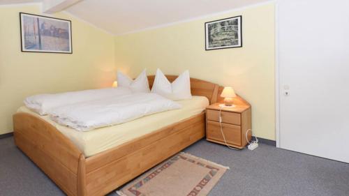Postel nebo postele na pokoji v ubytování Seeschloss Binz Apartment 37 nur 2 Minuten zum Strand