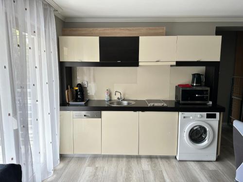 Dorina Wellness Apartman – Photos 2
