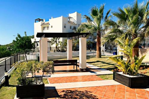 Seaview & Golf, 2 bedroom Apartment Benalmadena by Casa del Sol HR