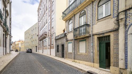 WHome Central 1-Bed w/ River Views great for D Nomads & R Workers