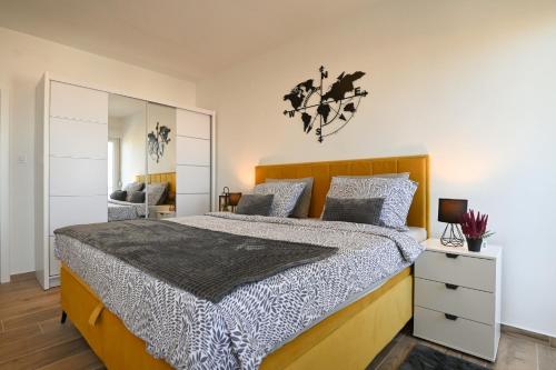 Luxury apartment Nella with seaview