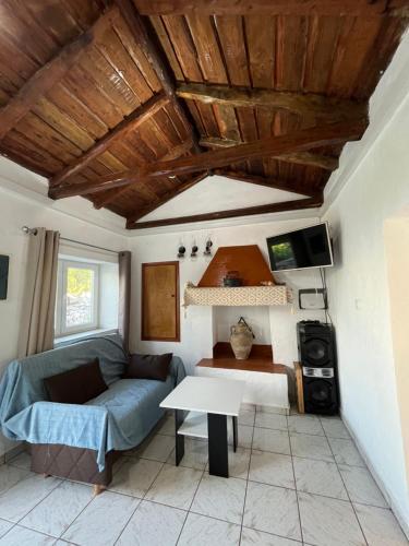 Gallery image of Rodovani Cottage in Antípaxos