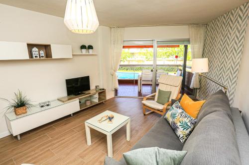 LITORAL COSTA DORADA - MAS D'EN GRAN Only families