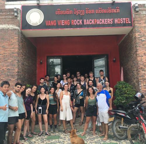 Os clientes hospedados em Vangvieng Rock Backpacker Rooftop Hostel