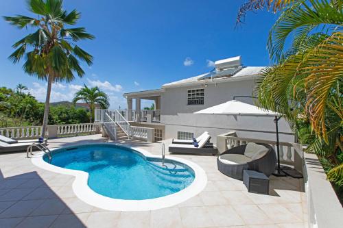 Kolam renang di atau di dekat Nevis Villa by Barbados Sotheby's International Realty villa