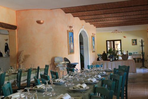 Restaurant o un lloc per menjar a Maria Caderina Green Village