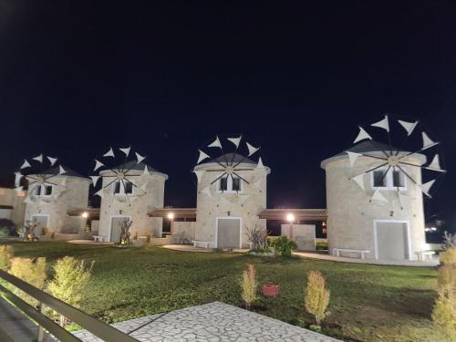 Gallery image of Temeni windmills in Témeni