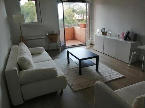 Ein Sitzbereich in der Unterkunft Elsa & David