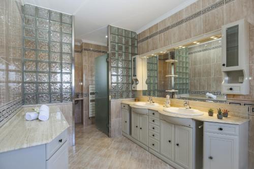 Koupelna v ubytování Ibiza Villa Planetcostadorada