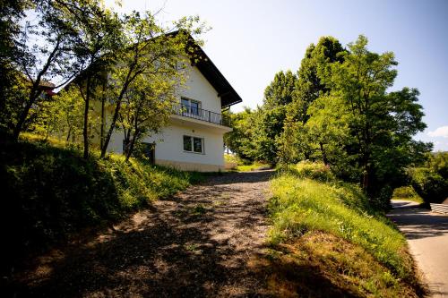 カントリーハウスが所在する建物