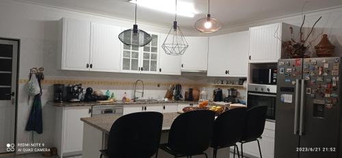 Nhà bếp/bếp nhỏ tại Casa da Nespereira- lugar acolhedor rodeado de natureza