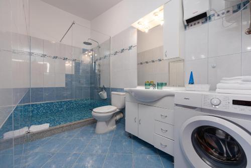 Ένα μπάνιο στο Villa bazen,jacuzzy