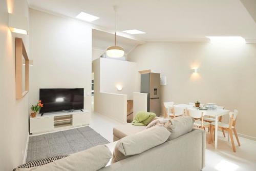Timeless Loft at the Village