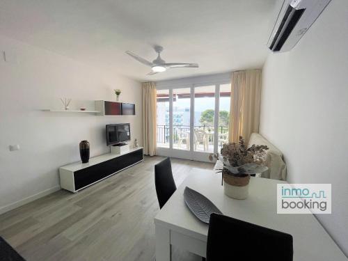 Sun Beach SANT SEBASTIAN 5
