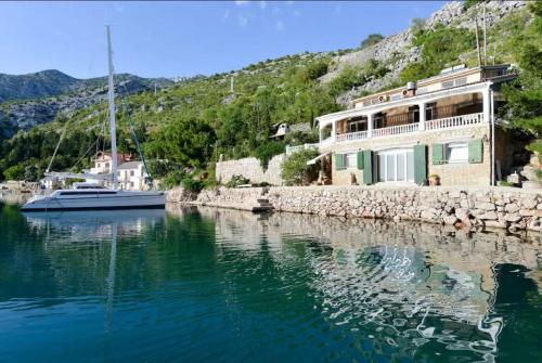 Apartments by the sea Lukovo Sugarje, Karlobag - 21469