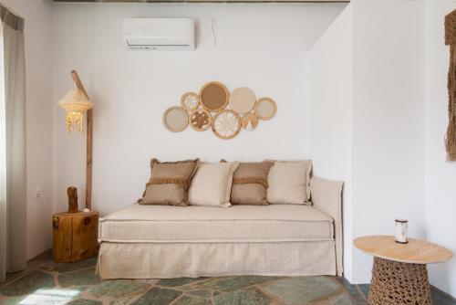 Ruang duduk di Thimari villas