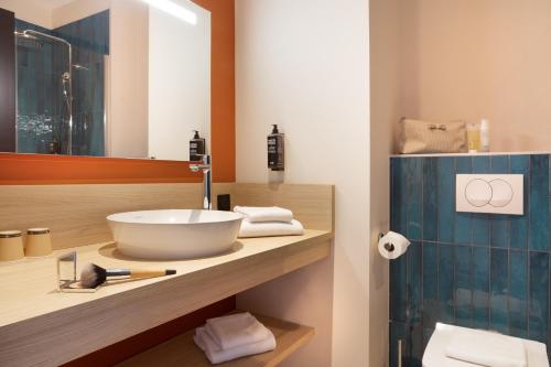 Ένα μπάνιο στο Ibis Styles Miramas