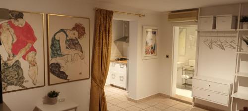 A bathroom at villa petar apartment a4 with terrace