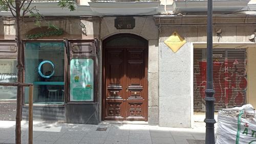 For You Rentals Hermoso apartamento TEMPORAL Plaza Zerolo - Chueca - Madrid DIN131F