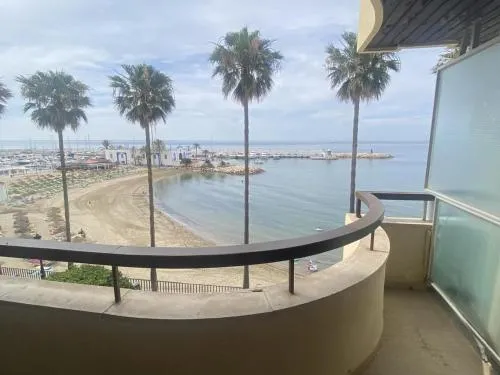 Homely Home Paseo Maritimo Edificio Eden Roc photo 1