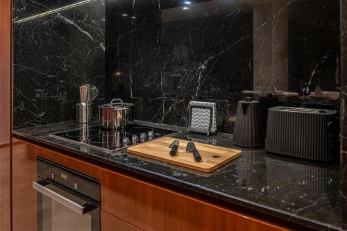 Modern Two-Bedroom Apartment In Kolonaki, Peridot - Homes