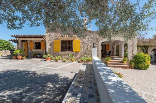 Els Gorgs by Sealand Villas