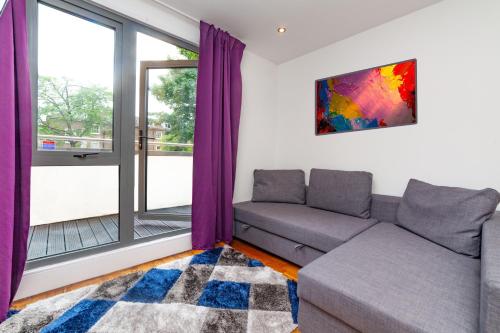 Area soggiorno di Camden Prime ApartHotel