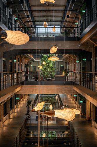 MONTOWNIA Lofts & Experience