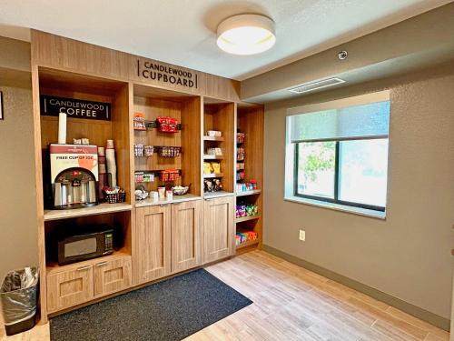 Candlewood Suites Indianapolis Downtown Medical District, an IHG Hotel Image